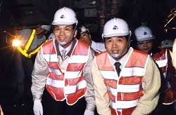 雪山隧道施工期間,游錫堃也多次前往視察。 (游錫堃辦公室 提供)