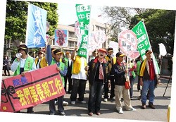 在新標準下,台灣低收入戶將會大幅增加,使救貧或脫貧問題更加棘手。 (攝影/林敬原)